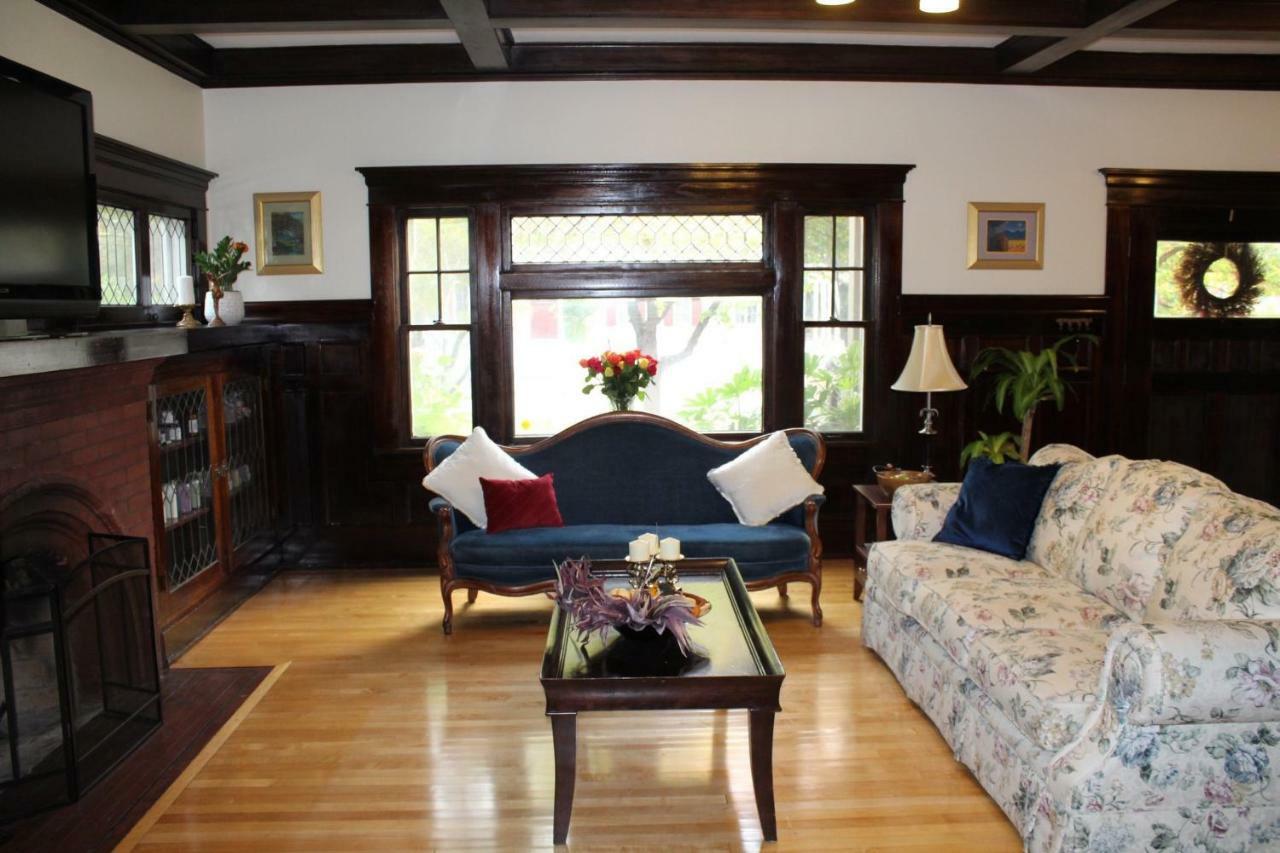 Lady Geneva Bed&Breakfast Medford Exterior foto