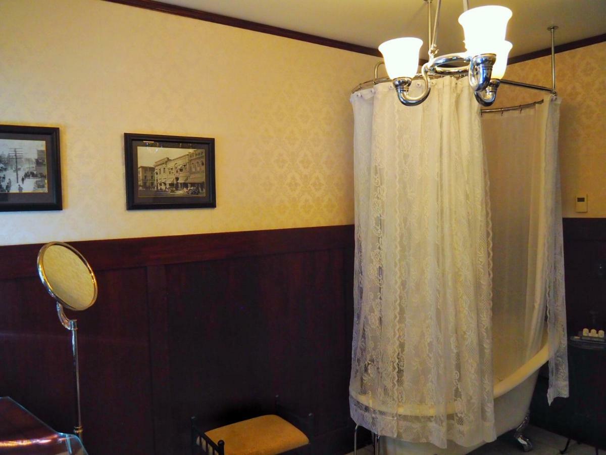 Lady Geneva Bed&Breakfast Medford Exterior foto
